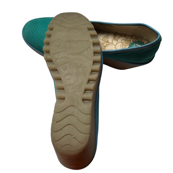 Fly London Shoes Blue Green Suede Slip on Platform Size 41 US 10 - 10 1/2 - Picture 8 of 11